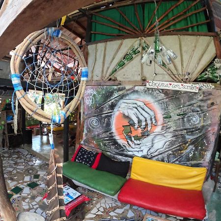 Capurganá Reciclarte Galeria Hostal المظهر الخارجي الصورة