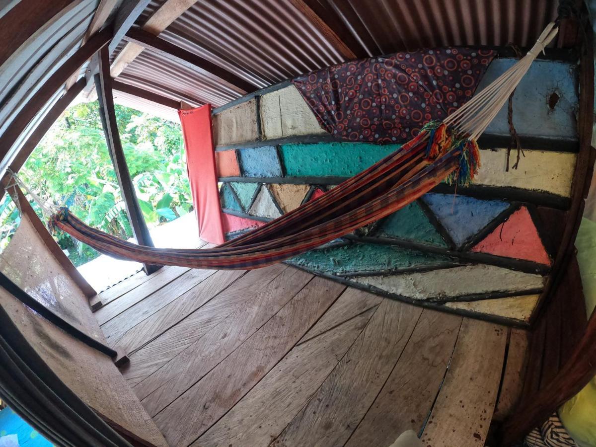 Capurganá Reciclarte Galeria Hostal المظهر الخارجي الصورة