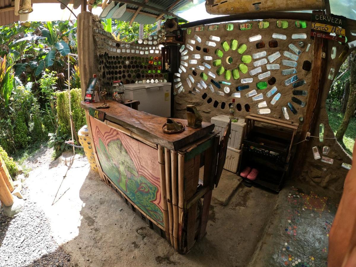 Capurganá Reciclarte Galeria Hostal المظهر الخارجي الصورة