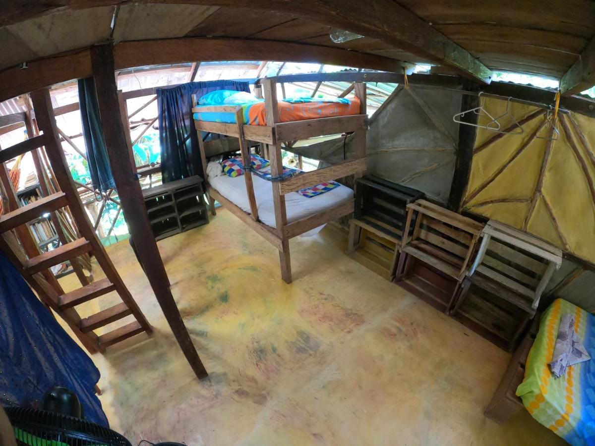 Capurganá Reciclarte Galeria Hostal المظهر الخارجي الصورة